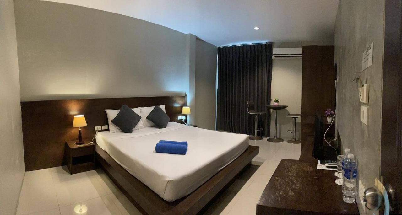 Green Leaf Hostel Пхукет Экстерьер фото