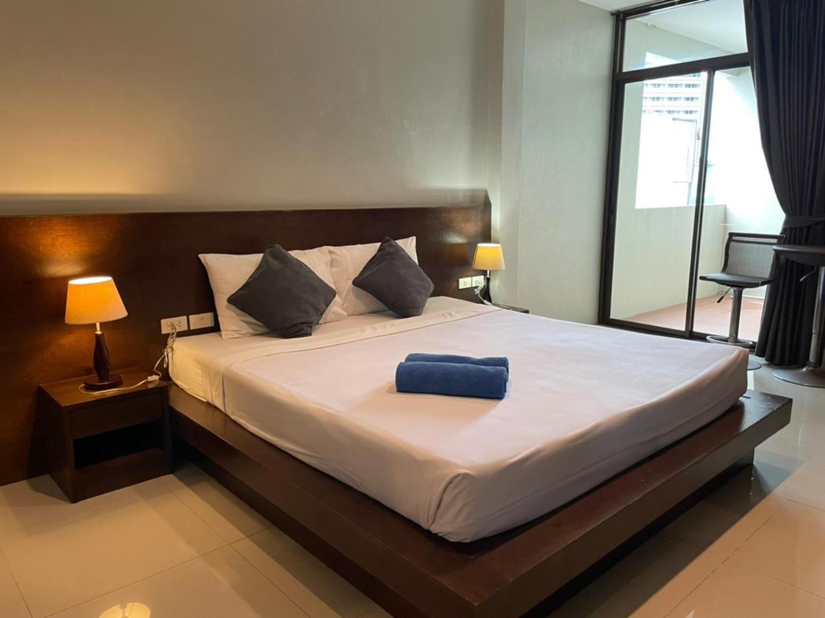 Green Leaf Hostel Пхукет Экстерьер фото