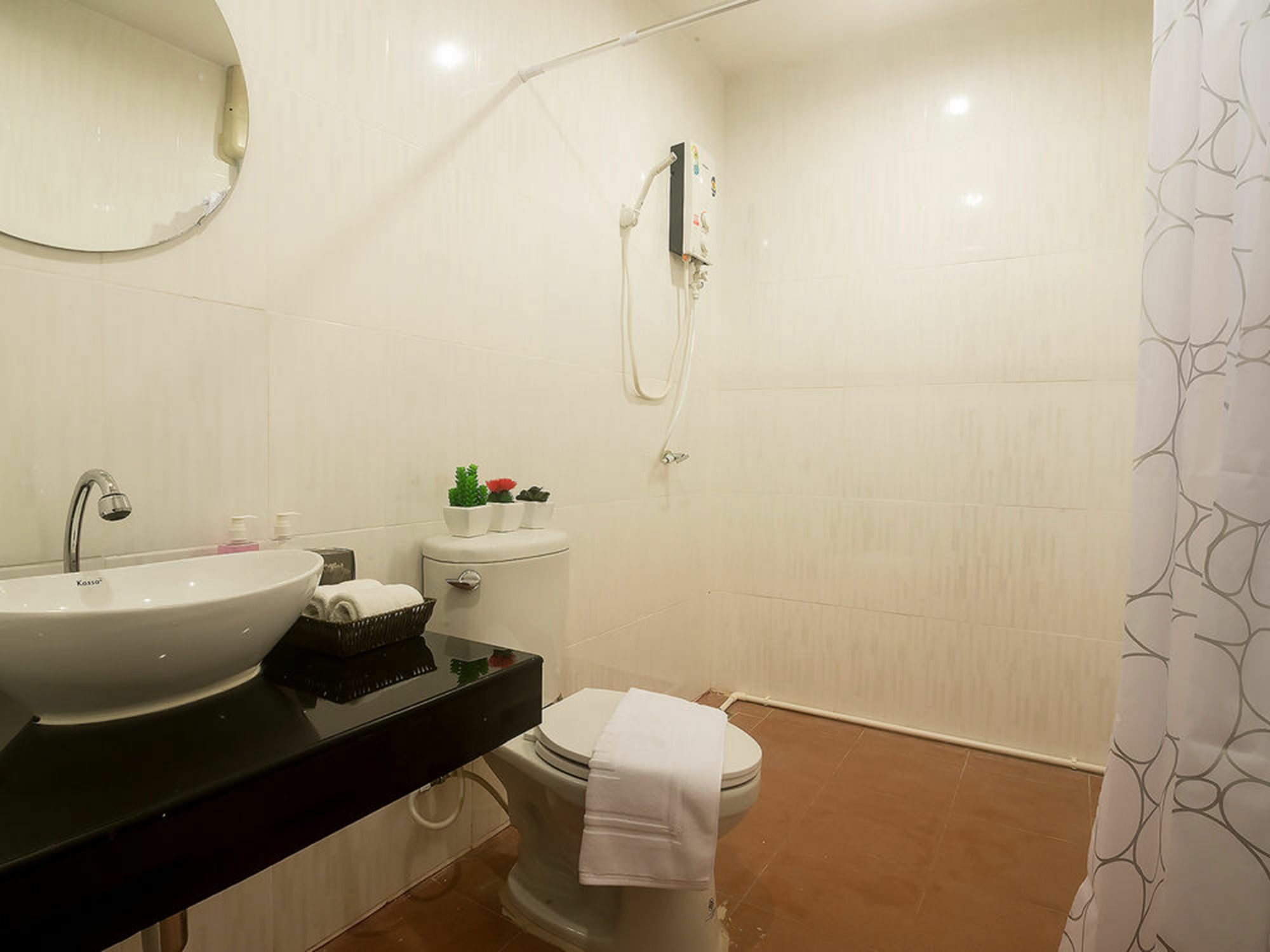 Green Leaf Hostel Пхукет Экстерьер фото