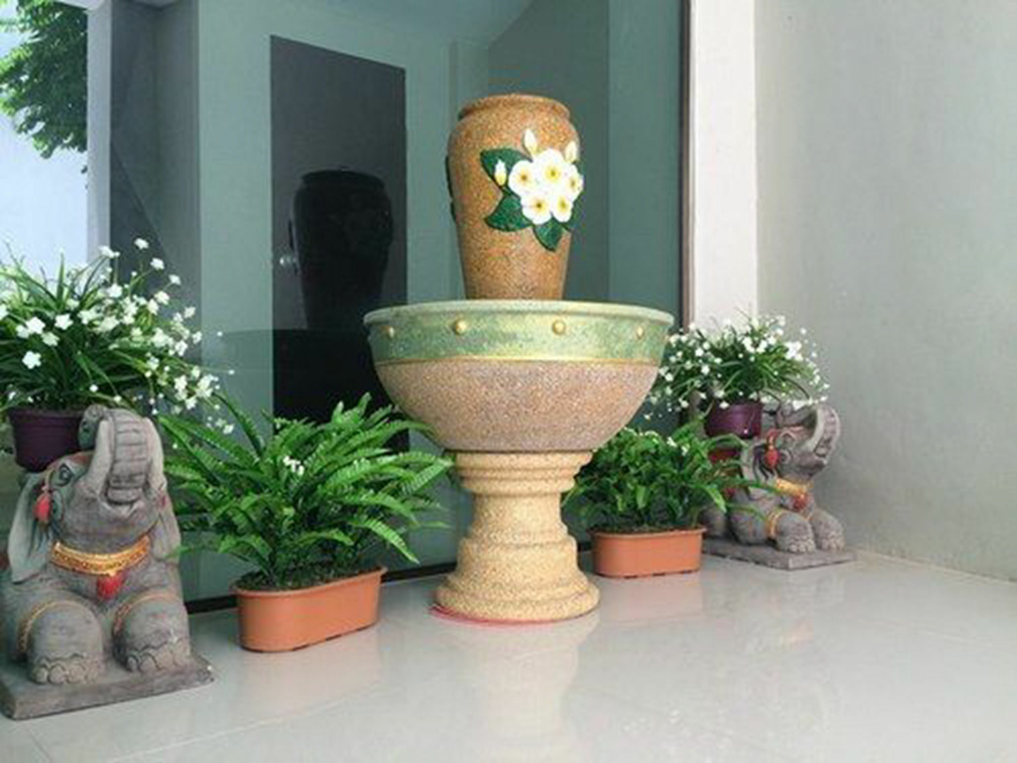 Green Leaf Hostel Пхукет Экстерьер фото