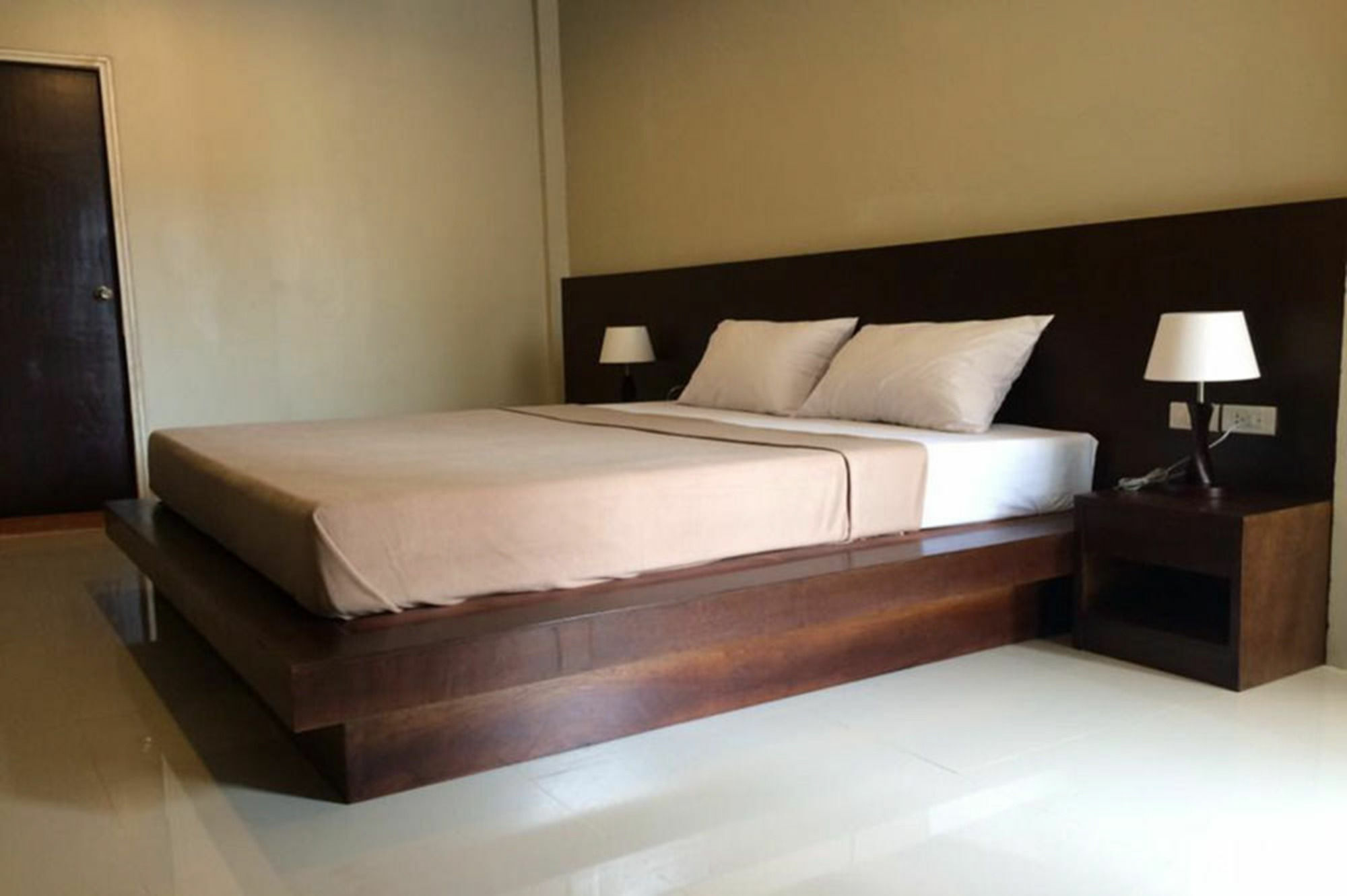 Green Leaf Hostel Пхукет Экстерьер фото